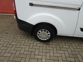 Ford Transit Custom 290 2.2 TDCI L2H1 Trend DC 6 pers airco picture 25