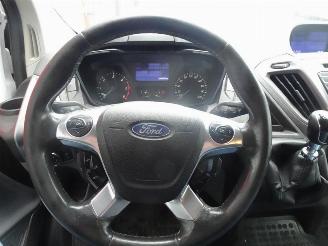 Ford Transit Custom 290 2.2 TDCI L2H1 Trend DC 6 pers airco picture 23