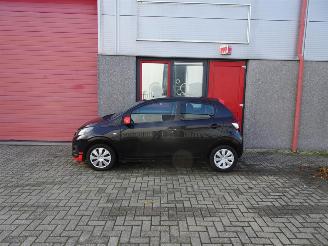 Peugeot 108 1.0 e-VTi Active airco 3500 € export prijs !!!!!!!! picture 5