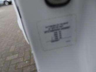 Peugeot Partner 120 1.6 BlueHDi 75 L1 Première navi airco picture 26