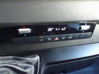 Mercedes Sprinter 314 2.2 CDI L2H2 3 zitter picture 9