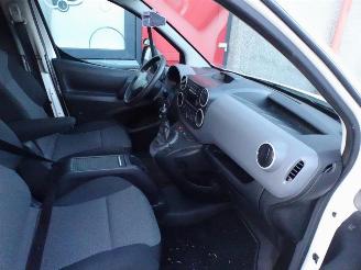 Peugeot Partner 122 1.6 BlueHDi 100 L1 XR airco 162600 km !!!!!! picture 24