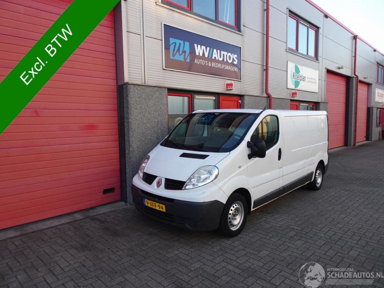 Renault Trafic 2.0 dCi T29 L2H1 airco 3 e versnelling stuk !!!