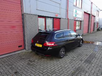 Peugeot 308 SW 1.2 PureTech Blue Lease Premium let op nieuwe motor !!!!!!! picture 3