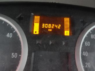 Opel Vivaro 2.5 CDTI L1H1 3 zits airco picture 14