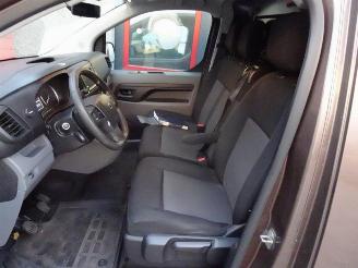 Peugeot Expert 231C 2.0 BlueHDI 120 Premium Pack 3 zits airco picture 8