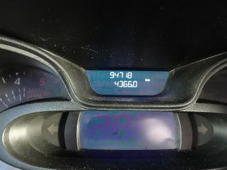 Renault Trafic 1.6 dCi T27 L1H1 Comfort 3 zits airco picture 15