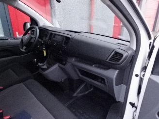 Peugeot Expert 226S 1.6 BlueHDI 95 Pro 3 zits picture 27