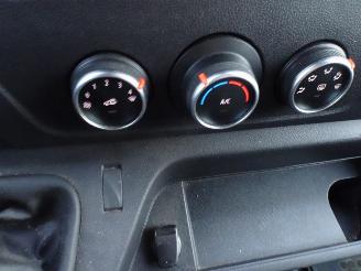 Renault Master T35 2.3 dCi 145 L3 Energy EURO VI bakwagen met laadklep picture 5