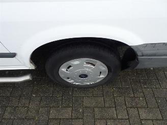 Ford Transit 260S 2.2 TDCI Economy Edition airco 3 zits picture 13