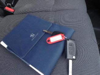 Peugeot Partner partner 1.6 bleu hdi lange uitvoering 3 zits airco picture 24