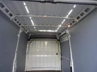 Peugeot Boxer 335 2.2 BlueHDi 140 L2H2 Premium LET OP 1 E VERSNELING STUK WEL GEWOON RIJDBAAR !!!!!! picture 19