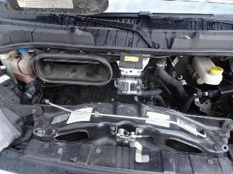 Peugeot Boxer 335 2.2 BlueHDi 140 L2H2 Premium LET OP 1 E VERSNELING STUK WEL GEWOON RIJDBAAR !!!!!! picture 35