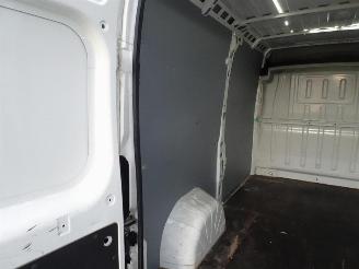 Peugeot Boxer 335 2.2 BlueHDi 140 L2H2 Premium LET OP 1 E VERSNELING STUK WEL GEWOON RIJDBAAR !!!!!! picture 30