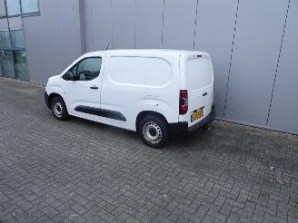 Peugeot Partner 1.5 BlueHDI Premium navi camera airco met opberglades / inrichting picture 6