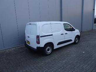 Peugeot Partner 1.5 BlueHDI Premium navi camera airco met opberglades / inrichting picture 21