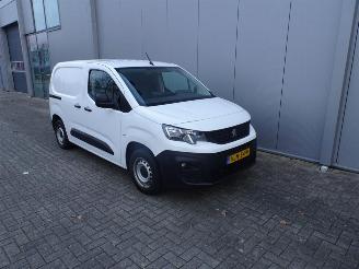 Peugeot Partner 1.5 BlueHDI Premium navi camera airco met opberglades / inrichting picture 7