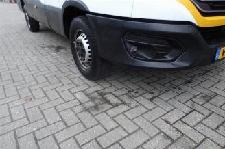 Iveco Daily 35S16V 2.3 35 2h l 3 3 zits automaat nl auto !!!!!!!! picture 10