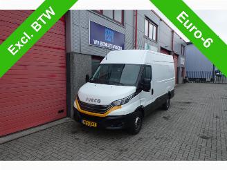 damaged commercial vehicles Iveco Daily 35S16V 2.3 35 2h l 3 3 zits automaat nl auto !!!!!!!! 2022/6