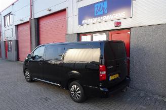 Peugeot Expert 231L 2.0 BlueHDI 120 DC Premium LET OP 1 E VERSNELING STUK WEL GEWOON RIJDBAAR !!!!!!!!!!!! picture 2