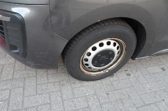 Peugeot Expert 2.0 BlueHDI 145 Long Premium DC 5 zits picture 12