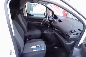 Peugeot Partner 1.6 BlueHDI Pro airco trekhaak picture 10