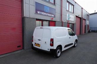 Peugeot Partner 1.6 BlueHDI Pro airco trekhaak picture 3