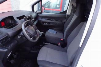 Peugeot Partner 1.6 BlueHDI Pro airco trekhaak picture 9