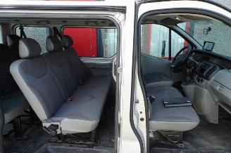 Opel Vivaro Combi 2.0i L1H1 9 pers airco BENZINE UITVOERING !!!!!!!!!!!! milieu zone vrij !!!!!! picture 5