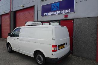 Volkswagen Transporter 2.0 TDI L1H1 T800 carrier gescheiden compartimenten picture 3