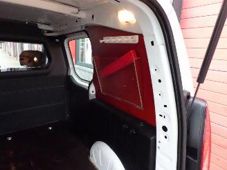 Peugeot Partner 120 1.6 BlueHDi 100 L1 Premium S&S airco picture 21
