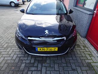 Peugeot 308 SW 1.2 PureTech Blue Lease Premium let op nieuwe motor !!!!!!! picture 12
