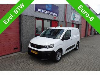 Tweedehands bestelwagen Peugeot Partner 1.5 BlueHDI Premium airco camera cruis trekhaak 2022/6