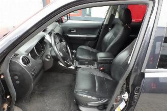 Suzuki Grand-vitara 2.0-16V Limited leer lmv sidebars picture 11