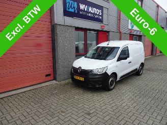 Käytettyjen commercial vehicles Renault Express 1.3 TCe 100 Comfort benzine uitvoering airco uniek 2023/6