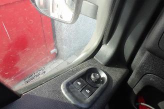 Renault Master T35 2.3 dCi L2H2 3 zits airco picture 21