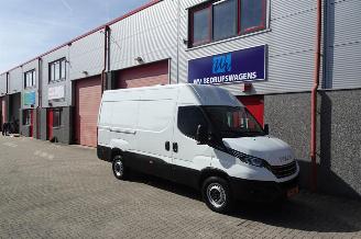 Iveco Daily 35S16V 2.3 35 2h l 3 3 zits automaat nl auto !!!!!!!! 8 traps 3500 kg trekhaak gewicht picture 4