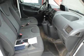 Peugeot Expert 229 2.0 HDI L2H1 Navteq 2 121655 km !! 3 zits picture 11