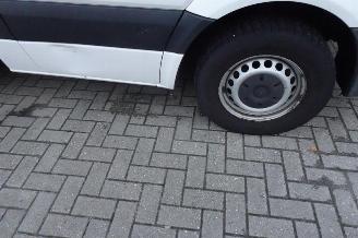 Volkswagen Crafter 50 2.0 TDI L3H1 openlaadbak 3 zits airco 3500 kg trekhaak gewicht picture 23