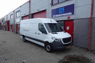 Mercedes Sprinter 315 1.9 CDI L4H3 RWD maxi 3 zits picture 4