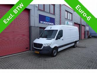 Unfall Kfz Van Mercedes Sprinter 315 1.9 CDI L4H3 RWD maxi 3 zits 2022/5