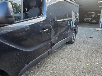 Renault Trafic L2/H1, 44000km, Rijdbare schade picture 4