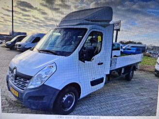 dañado vehículos comerciales Renault Master 2.3 DCi Pickup Motor Defect 2016/10