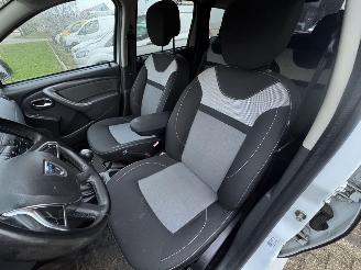 Dacia Duster  picture 8