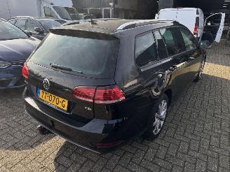 Volkswagen Golf  picture 4