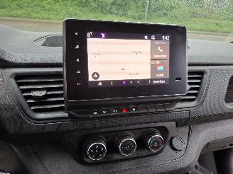 Renault Trafic 2.0 dCi130 picture 10