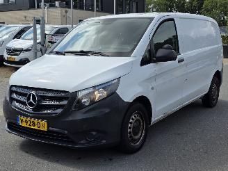 Unfall Kfz Van Mercedes Vito  2017/1