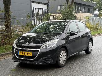 Schadeauto Peugeot 208  2018/10