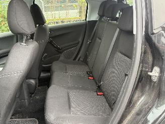 Peugeot 208  picture 9