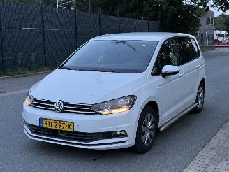 voitures voitures particulières Volkswagen Touran  2017/12